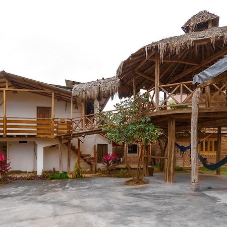 Hostal Tortuga Dorada Puerto López Exteriér fotografie