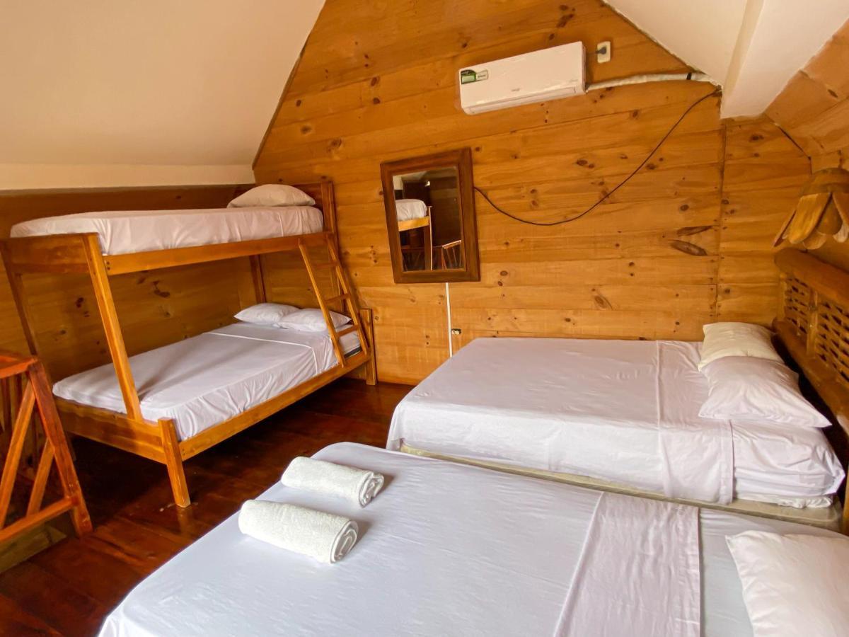Hostal Tortuga Dorada Puerto López Exteriér fotografie