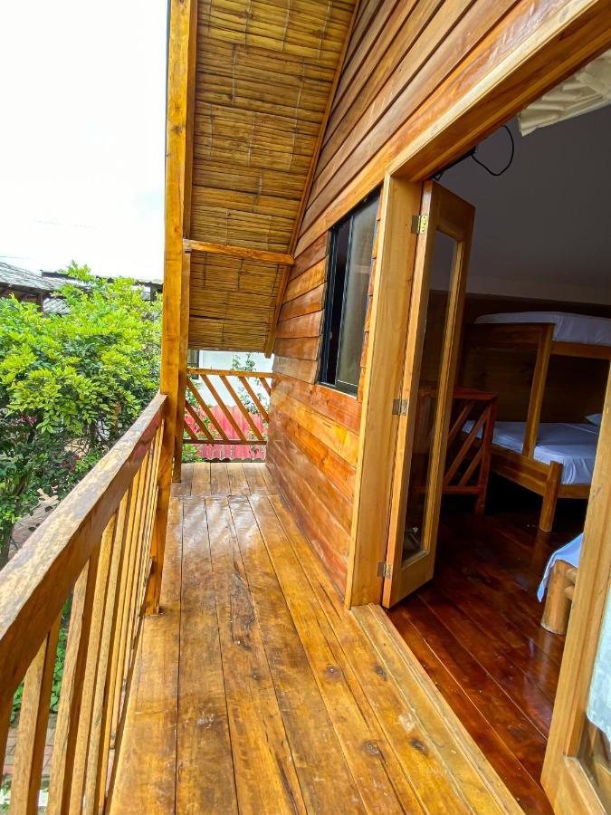 Hostal Tortuga Dorada Puerto López Exteriér fotografie