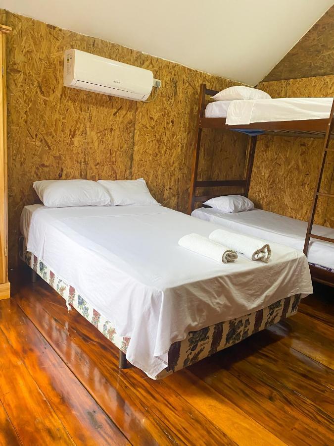 Hostal Tortuga Dorada Puerto López Exteriér fotografie